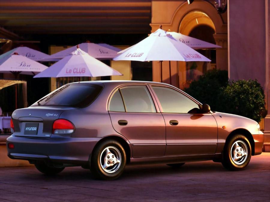  Hyundai Accent 5-Door 1996 года  (фото 2 из 4)